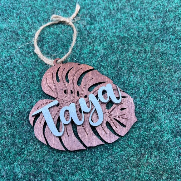 Personalized Monstera Christmas Ornament - Picture 1 of 1